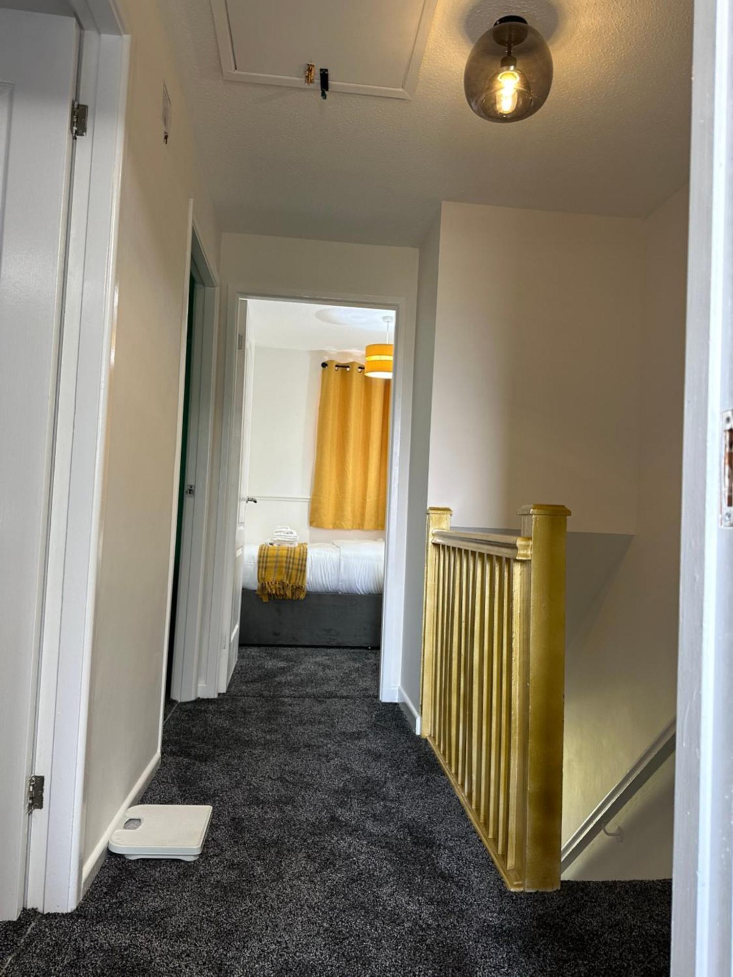 Affluent Living Perfect For Contractors And Individuals Apartment *